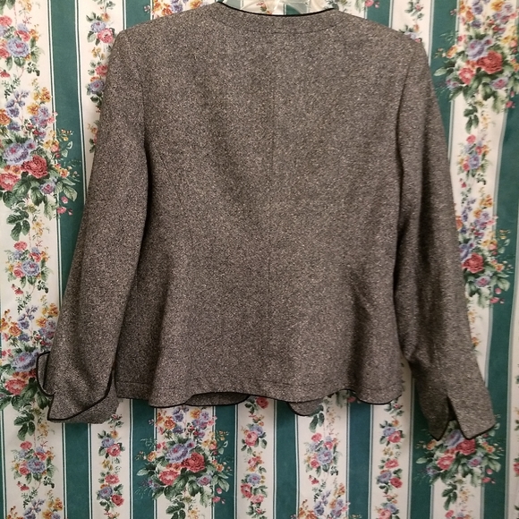 Lovely Pendleton Silk/Wool Jacket - Picture 6 of 8